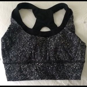 Like New Lululemon Sports Bra size 4